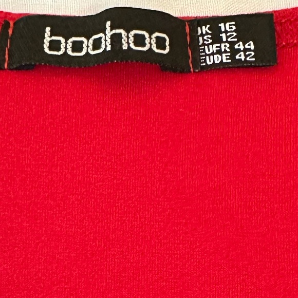 Red Dress 12 - Picture 4 of 6